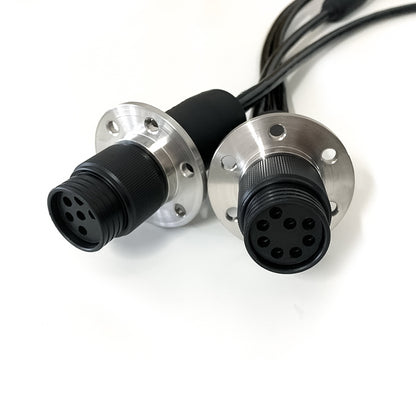 Deep sea flange penetration connector for subsea pressure vessel