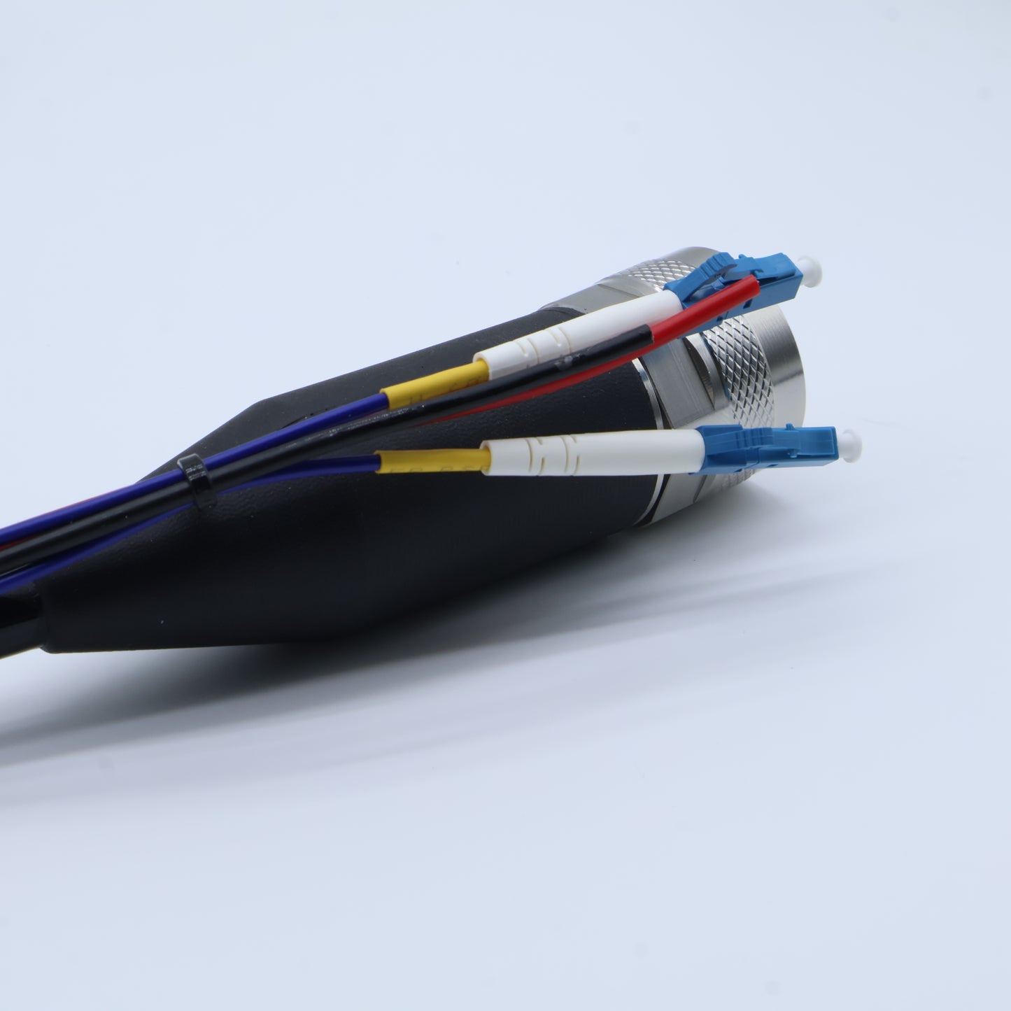 Watertight hybrid fiber power connector for ROV and ocean monitoring