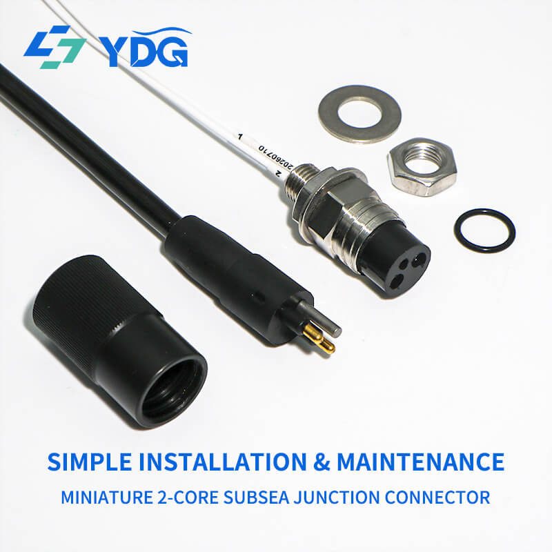 MCBH2F female bulkhead connector and MCIL2M male inline connector set